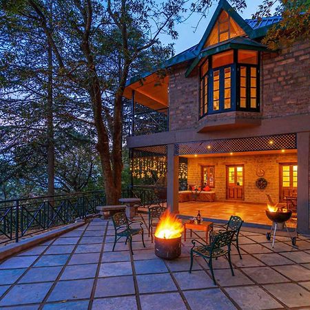 Stayvista At Paris Villa With Pvt Pool & Valley View Kasauli Exteriér fotografie